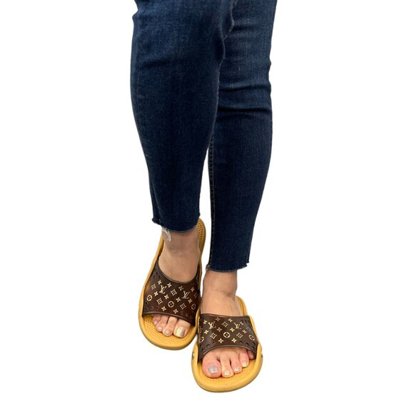 LOUIS VUITTON Vintage Monogram Logo Slide Sandals #36 US 6 Brown Rubber [103925] - Picture 3 of 13